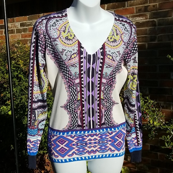 Etro Sweaters - EUC-ETRO Silk Blend Sweater!!💕💜